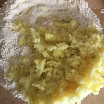 Mixing flour+mashed potatoes.jpg
