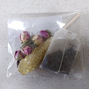 Freebie, saffron, cardamom and black tea with rise buds and saffron sugar crystals