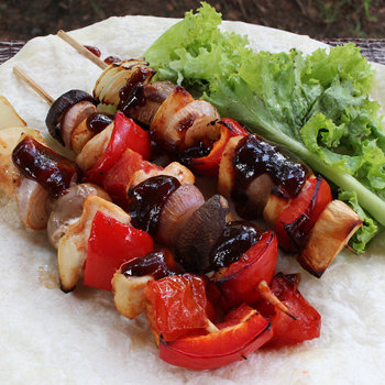 chicken kebabs 2 s.jpg
