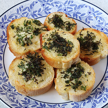 Garlic bread s.jpg