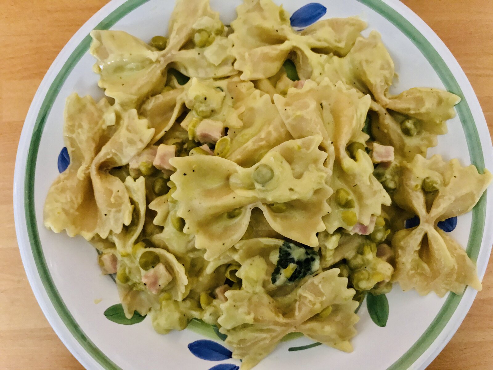 Farfalle with peas, diced prosciutto and ricotta.jpeg
