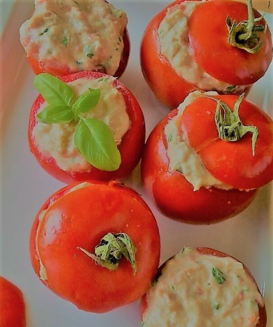 Fresh stuffed tomatoes