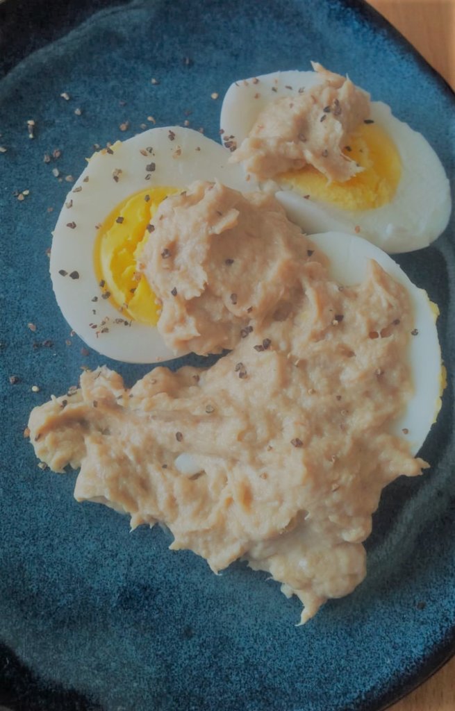 Boiled eggs with mackerel cream.jpg