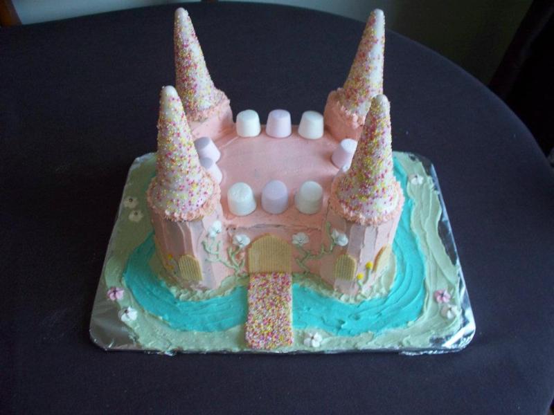 castle cake.jpg
