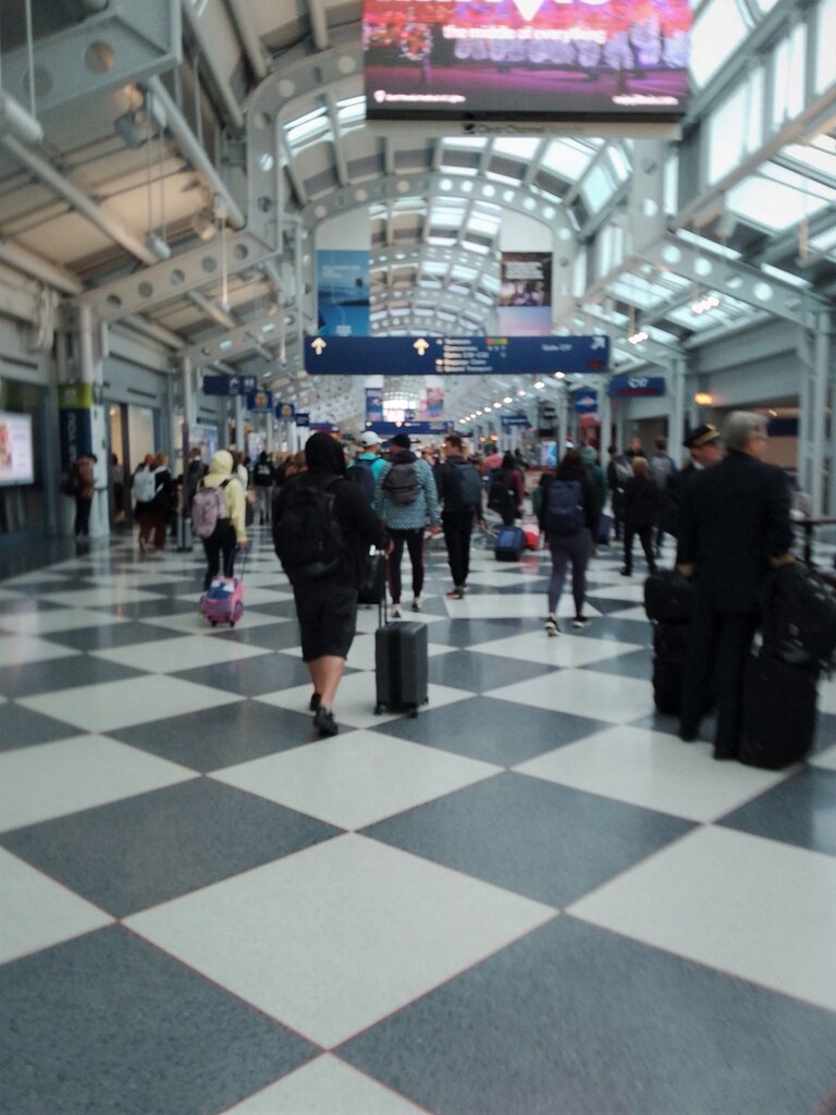 Chicago Airport 2.jpg