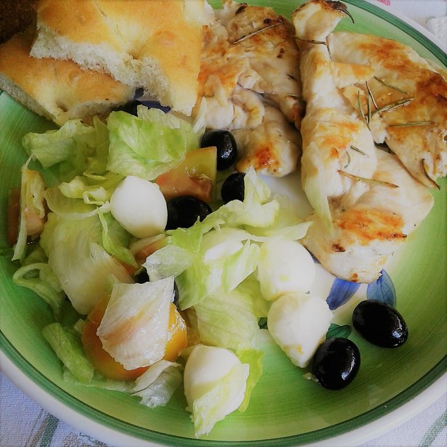 Grilled chicken and salad.jpg