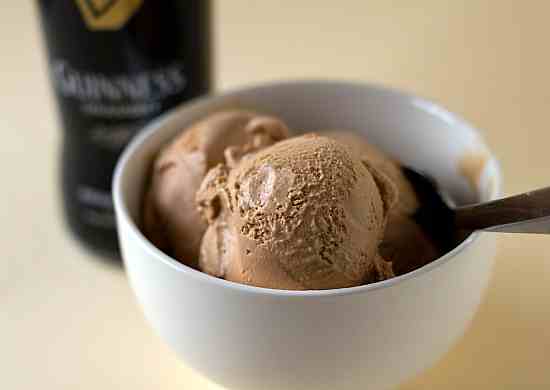 guinness-milk-chocolate-ice-cream-1-550.jpg