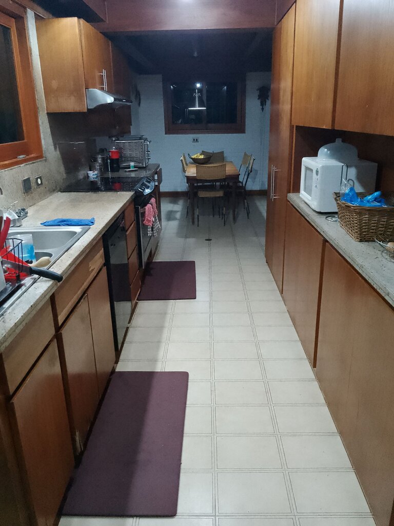 kitchen 4.jpg