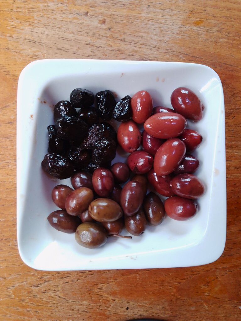 Mixed olives 2024.jpg