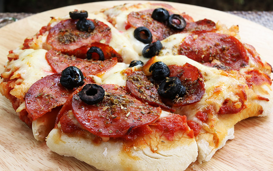 pepperoni-olive pizza 3 s.jpg
