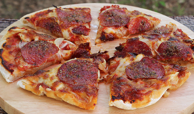 pepperoni pizza 6 s.jpg