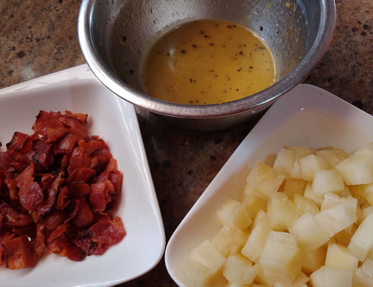 Pineapple spinach and bacon salad.jpg