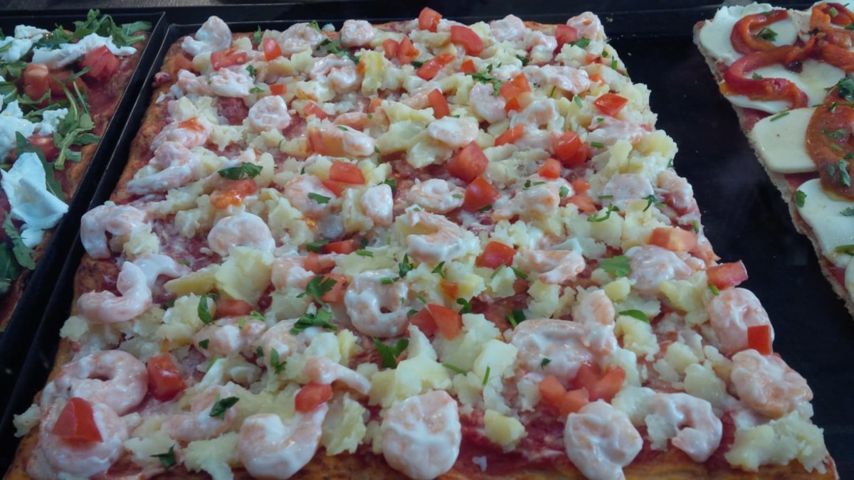 Pizza with shrimps and potatoes.jpg