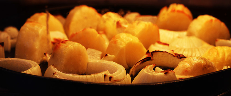 roast spuds and onions s.jpg