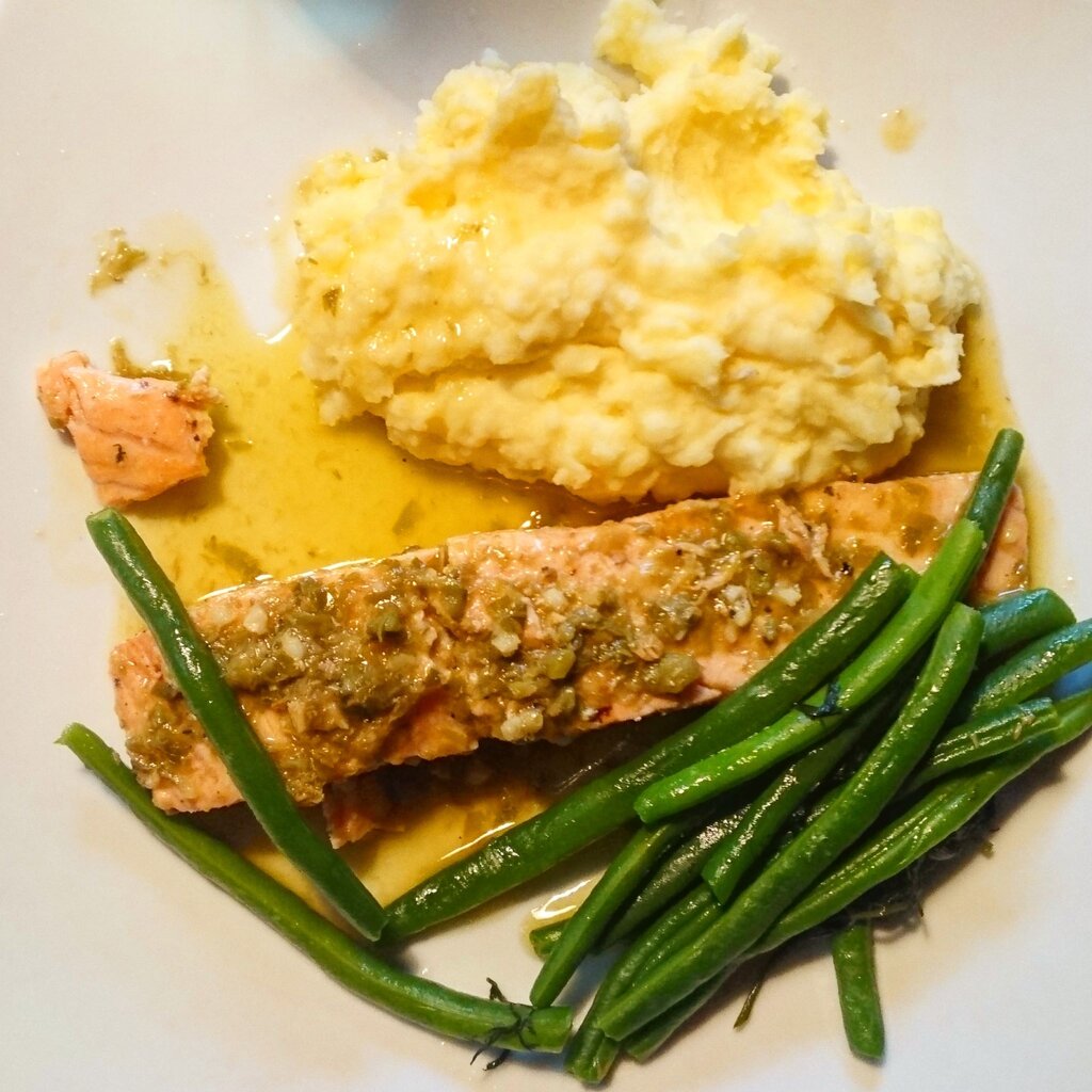 Salmon with caper butter, mash & green beans.jpg