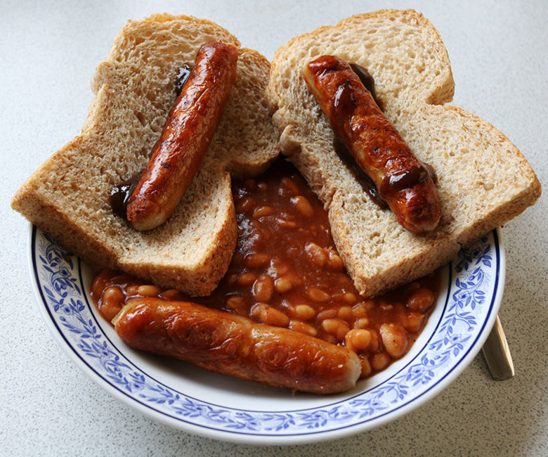 sausage bread beans 2 s.jpg