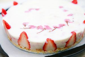 Strawberry-tofu-cake-step9-300x200.jpg