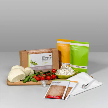 original_the-big-cheese-making-kit-mozzarella-ricotta.jpg
