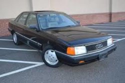 19. Audi 100.jpg