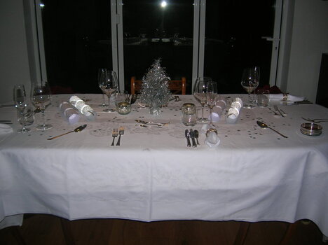 xmas 2015 table.JPG
