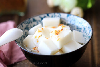 Chinese-Almond-Tofu-9.jpg