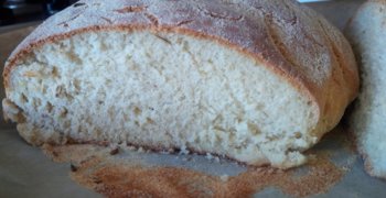Cut semolina's bread.jpg