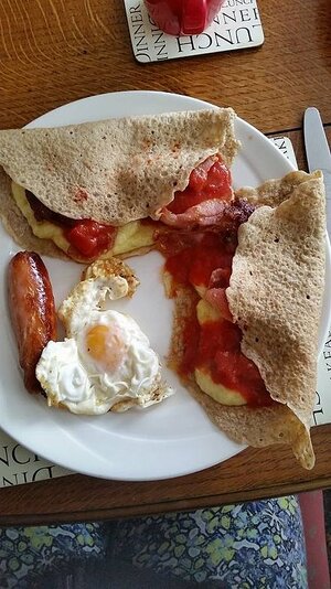 Staffordshire_oatcake_breakfast.jpg