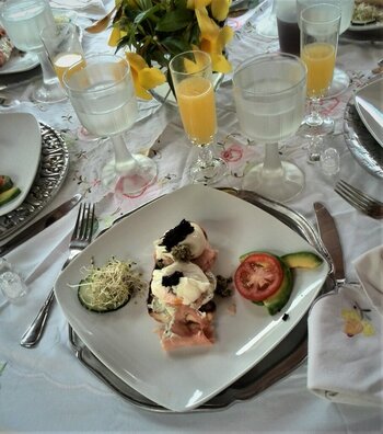 Salmon, caviar, cream cheese baguette, mimosas (2).jpg