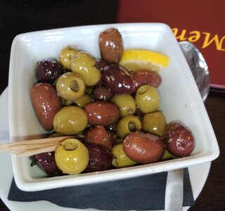 Mixed olives the Yeoman.jpg
