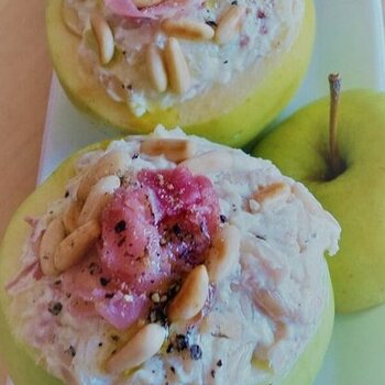 Stuffed apples