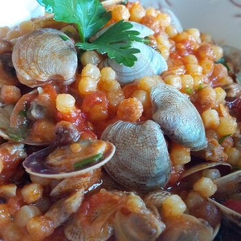 Fregola with clams