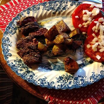 A good steak and Jersey tomatoes...can't be beat