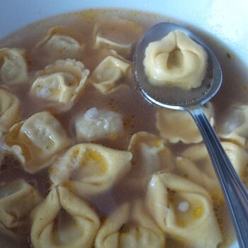 Tortellini in brodo