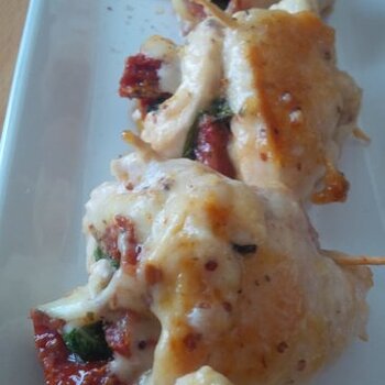 Stuffed chicken rolls