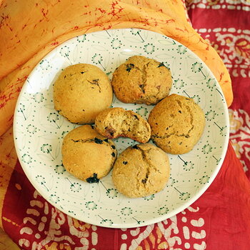 The Avocado Chocolate Chunk Cookie/Scone Experiment