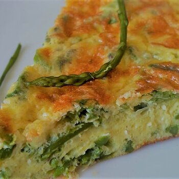 Frittata with wild asparagus