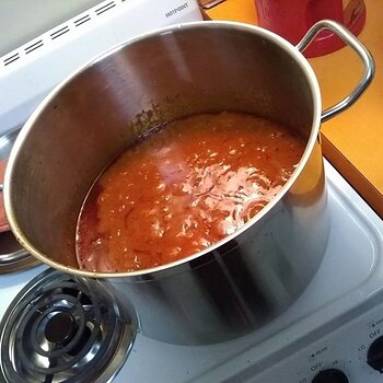 Meat sauce for spaghetti.