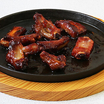 Roasted honey glazed pork ribs.