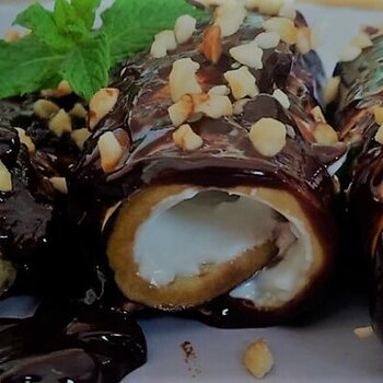 Sweet Aubergine Rolls with Chocolate and Fresh Cheese