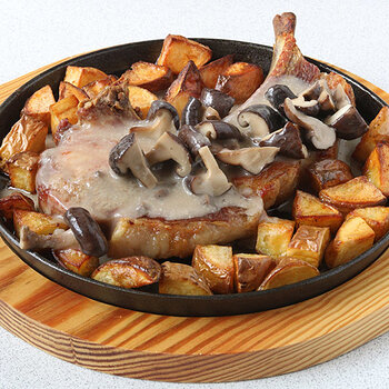 Served with mushroom sauce.