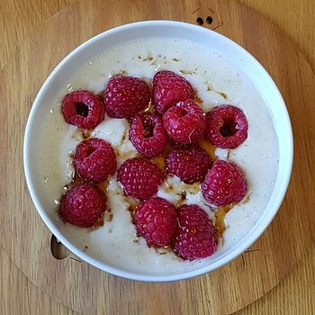 Raspberries, porridge and maple syrup.jpg