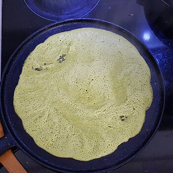 Black-Eyed Bean Pancakes Cooking