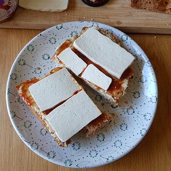 Homemade granary bread, hummus, tomato chutney and tofu