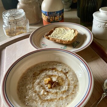 Oatmeal And Toast