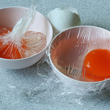 cling film eggs s.jpg