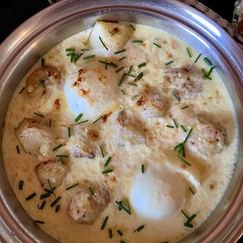 Mollet Eggs (And Potato) Florentine
