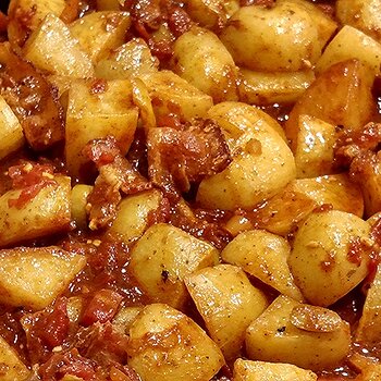Spanish-potatoes-00-photo-for-recipe-challenge.jpg