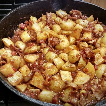 Spanish-potatoes-00-photo-for-recipe-post.jpg