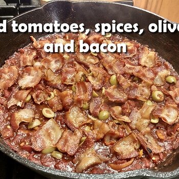 Spanish-potatoes-04-Add-tomatoes-bacon-etc.jpg
