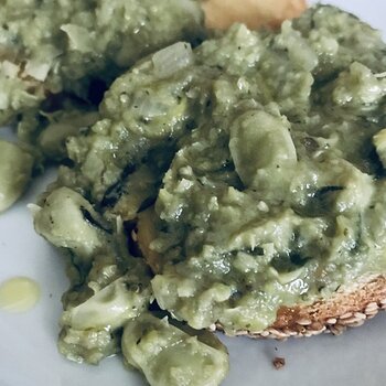 Bruschetta with broad beans.jpeg